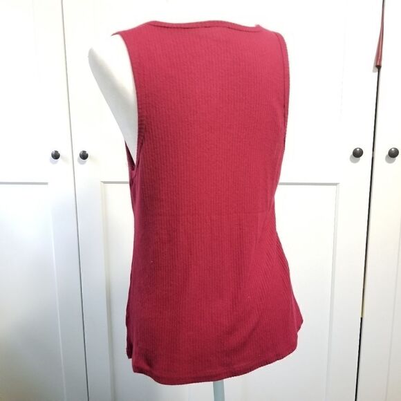 🖤 BP. Ribbed notch front tank - Picture 6 of 10